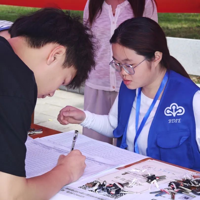640 (7).jpg